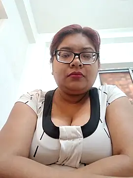 Snapshot of Elie_Hallway chatting on 02.03.26 Elie Hallway online show from 02.03.26