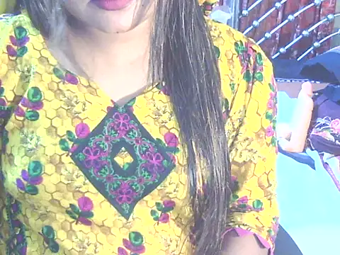 Snapshot of Nusrat_Faria chatting on 05.13.26 Nusrat Faria online show from 05.13.26