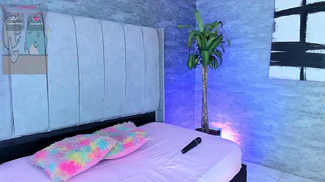 IsabellaRossi  online show from 02.11.26