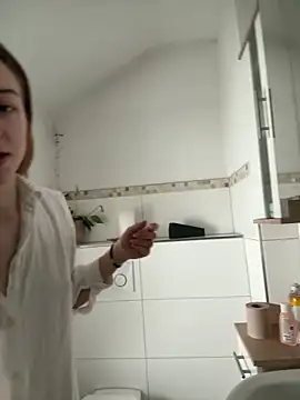 Snapshot of romyxxs chatting on 02.04.26 romyxxs online show from 02.04.26