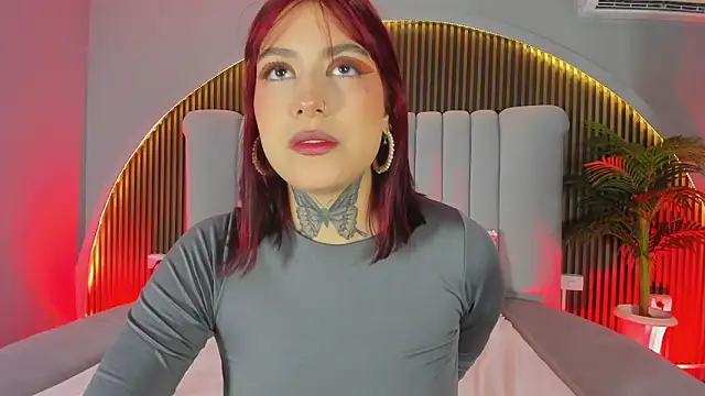 Snapshot of Ravenn21x chatting on 02.13.26 Ravenn21x online show from 02.13.26