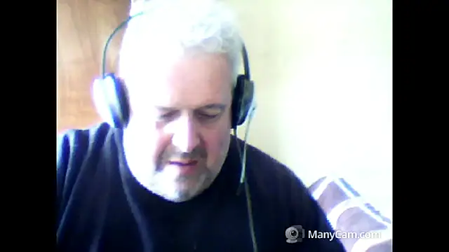 Snapshot of swichcassanesi chatting on 02.28.26 swichcassanesi online show from 02.28.26