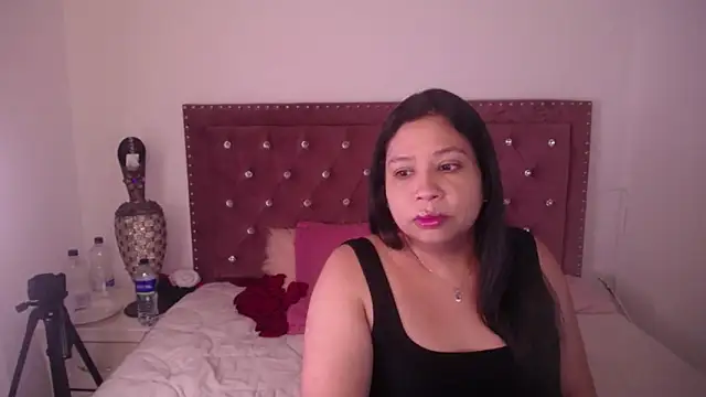 miafuegolatino online show from 03.04.26