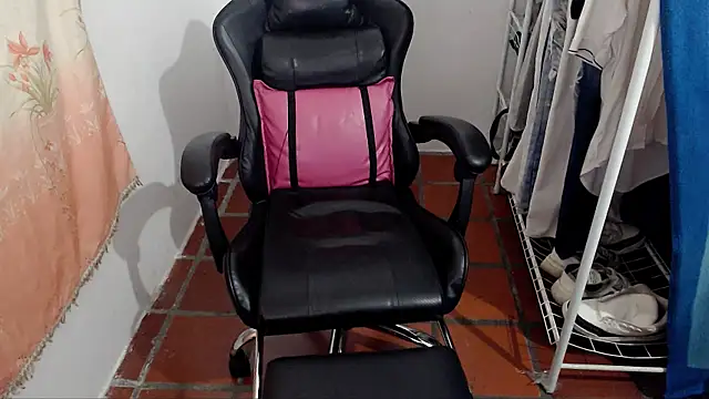 Snapshot of BOY_0914 chatting on 02.27.26 BOY 0914 online show from 02.27.26