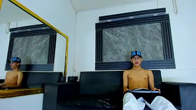 Dominic 26 online show from 02.05.26