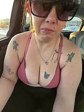 lickablelynn87 online show from 02.05.26