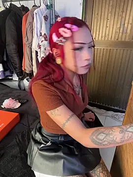 suky pou online show from 02.04.26