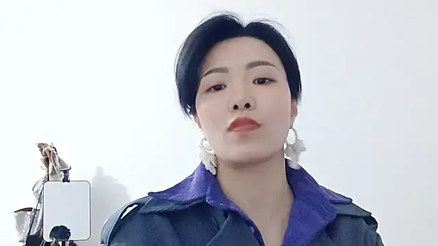 Snapshot of Nikishine chatting on 02.24.26 Nikishine online show from 02.24.26