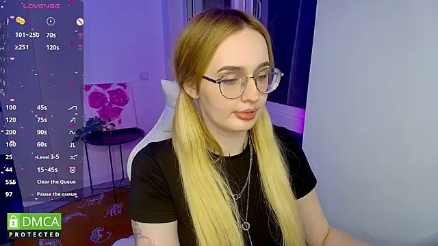 AdeLuna online show from 05.30.26