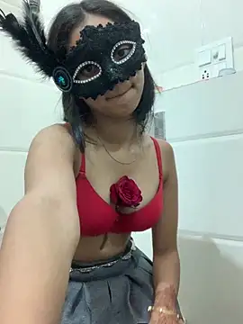 HEENA-STRIP online show from 02.15.26