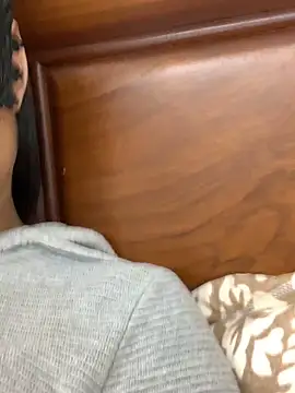 HEENA-STRIP online show from 02.27.26