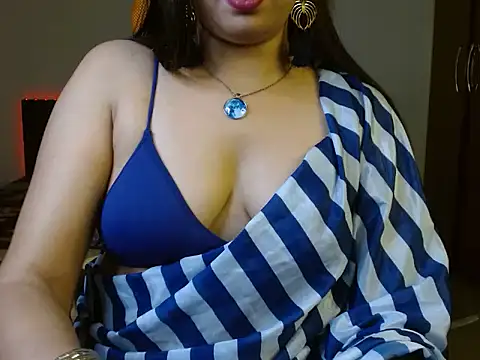 Snapshot of fantastic_kavya chatting on 05.13.26 fantastic kavya online show from 05.13.26