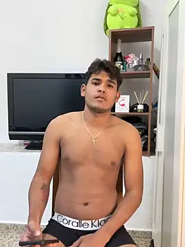 Snapshot of DavShi chatting on 02.19.26 DavShi online show from 02.19.26