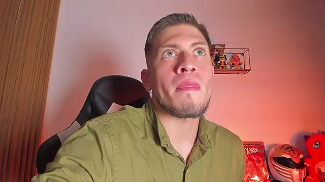 Snapshot of SebastianMaximoff_ chatting on 02.14.26 SebastianMaximoff online show from 02.14.26