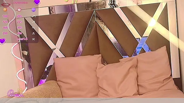 ZAYRA TAY online show from 02.01.26