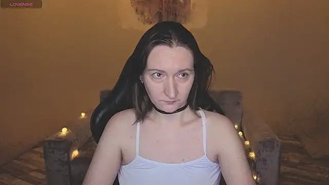 Snapshot of SelestiaSnata chatting on 02.13.26 SelestiaSnata online show from 02.13.26