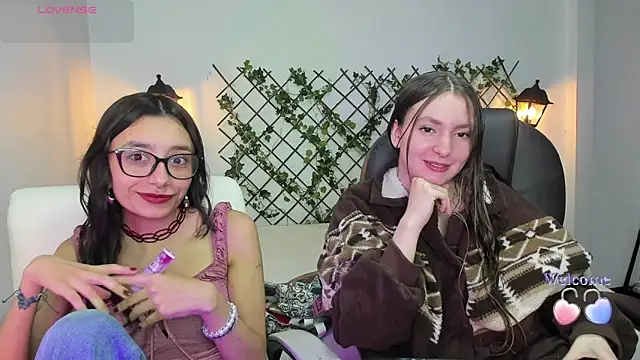 Snapshot of nana__rousse chatting on 02.08.26 nana rousse online show from 02.08.26