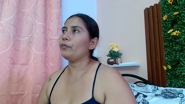 Snapshot of calimasalas2 chatting on 02.23.26 calimasalas2 online show from 02.23.26