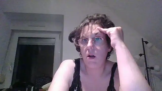 OIseauNoir88 online show from 04.20.26