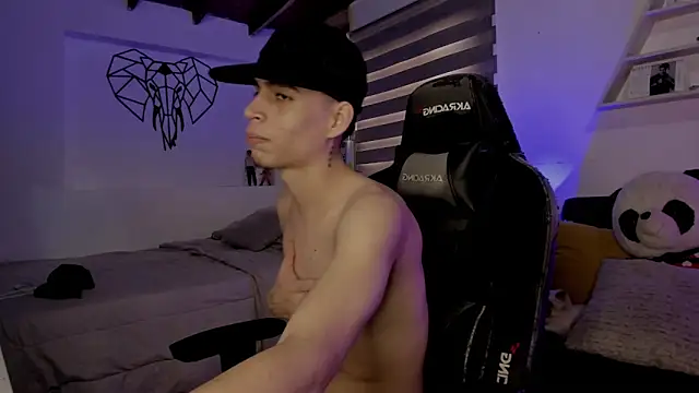 juan posada online show from 02.11.26