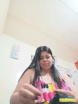 Erica  brooks online show from 05.17.26