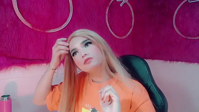 Snapshot of isabella_vogue chatting on 02.16.26 isabella vogue online show from 02.16.26