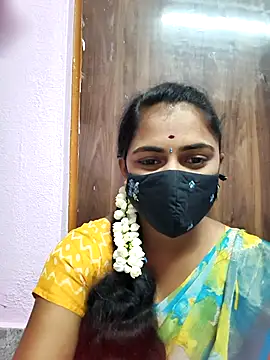 Snapshot of Tamil_Hot_Shana chatting on 04.20.26 Tamil Hot Shana online show from 04.20.26