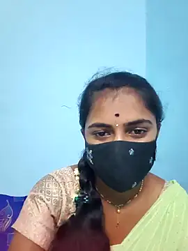 Snapshot of Tamil_Hot_Shana chatting on 04.24.26 Tamil Hot Shana online show from 04.24.26