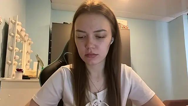 AndreeMerryman online show from 04.11.26