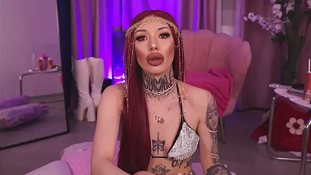 Snapshot of CassandraFoxy chatting on 02.07.26 CassandraFoxy online show from 02.07.26