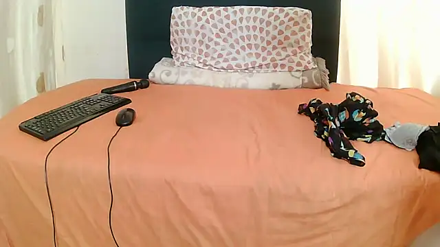 Snapshot of Exotic_FreakyQueen chatting on 02.17.26 Exotic FreakyQueen online show from 02.17.26