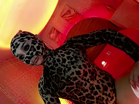 Mysterious Mistress online show from 02.13.26