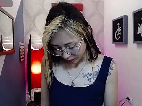 Liaaa Seraaph online show from 02.07.26