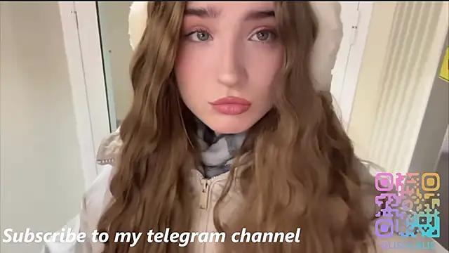 LissaBliss online show from 04.12.26