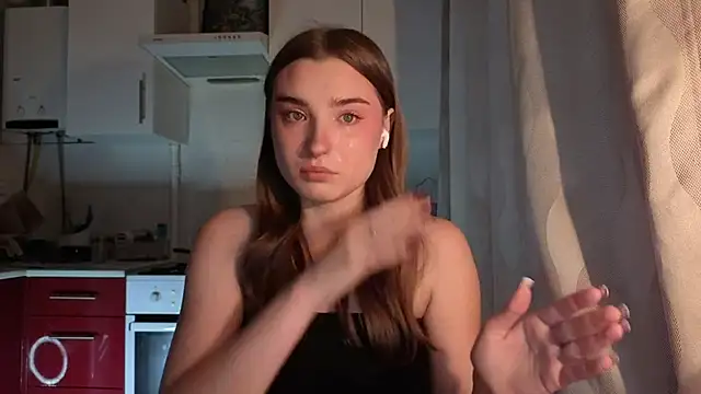 Snapshot of LissaBliss chatting on 05.15.26 LissaBliss online show from 05.15.26