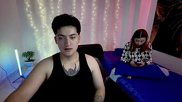 Snapshot of RoseSinsDonViktor chatting on 03.26.26 RoseSinsDonViktor online show from 03.26.26