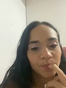 Maria x Alejandra online show from 04.02.26