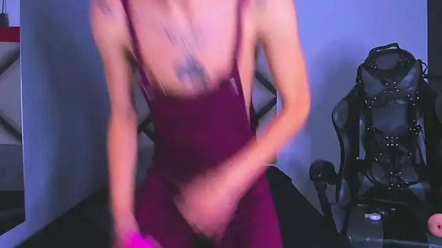 Snapshot of Bennet-Gray chatting on 02.25.26 Bennet-Gray online show from 02.25.26