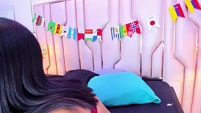 NicollJabocs online show from 06.27.26