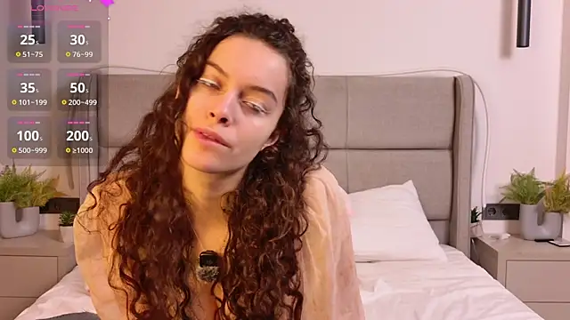 Luna Starlight online show from 02.23.26