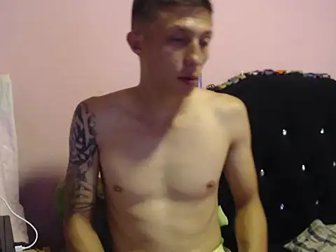 Snapshot of Cronos_Hot_8 chatting on 02.28.26 Cronos Hot 8 online show from 02.28.26