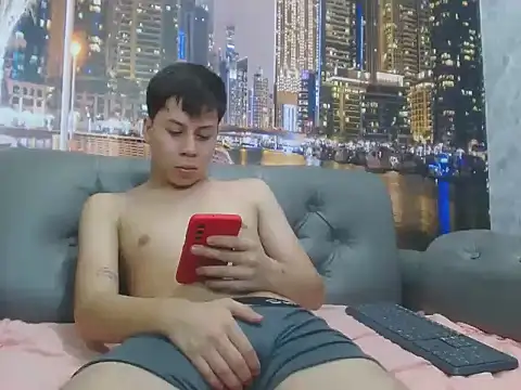 santiago xxxcol online show from 04.11.26