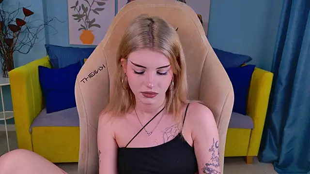 ScarletBlackwood online show from 04.01.26