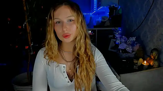 Marcellis Charm online show from 02.08.26