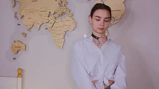 Snapshot of EddieChery chatting on 02.04.26 EddieChery online show from 02.04.26