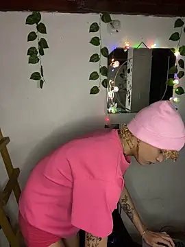 lucke collins22 online show from 02.18.26