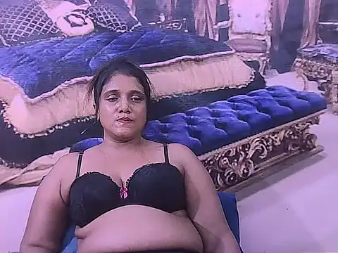 Snapshot of IndianSexyLady20 chatting on 02.18.26 IndianSexyLady20 online show from 02.18.26