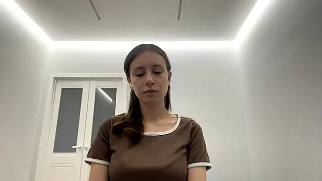 Snapshot of SofiaBlumer chatting on 02.09.26 SofiaBlumer online show from 02.09.26