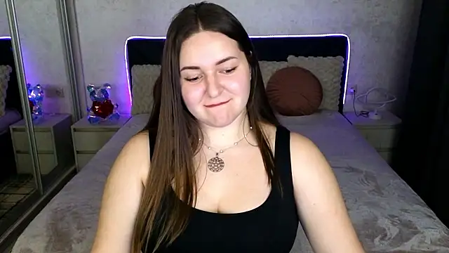 Eva Luxx online show from 02.28.26