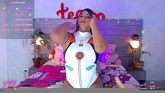 Snapshot of Sophia_Valentina chatting on 05.30.26 Sophia Valentina online show from 05.30.26